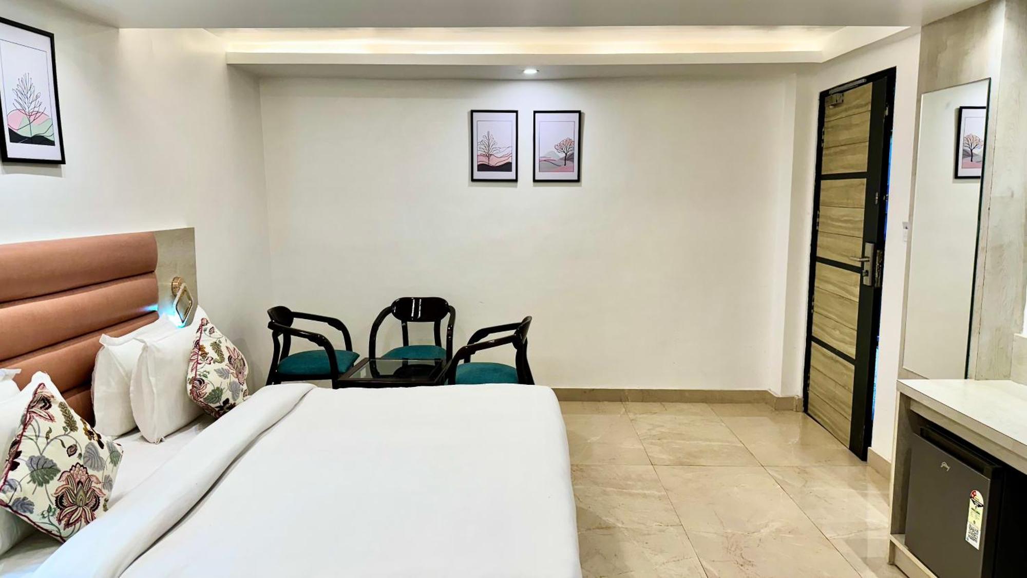Hotel Pride Inn - 800 Mts From Mall Road Mussoorie Bagian luar foto