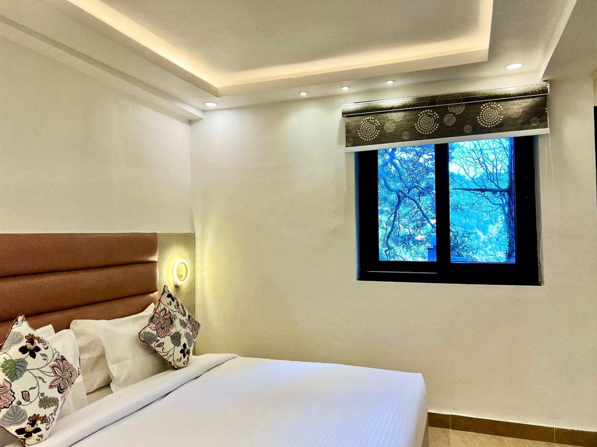 Hotel Pride Inn - 800 Mts From Mall Road Mussoorie Bagian luar foto