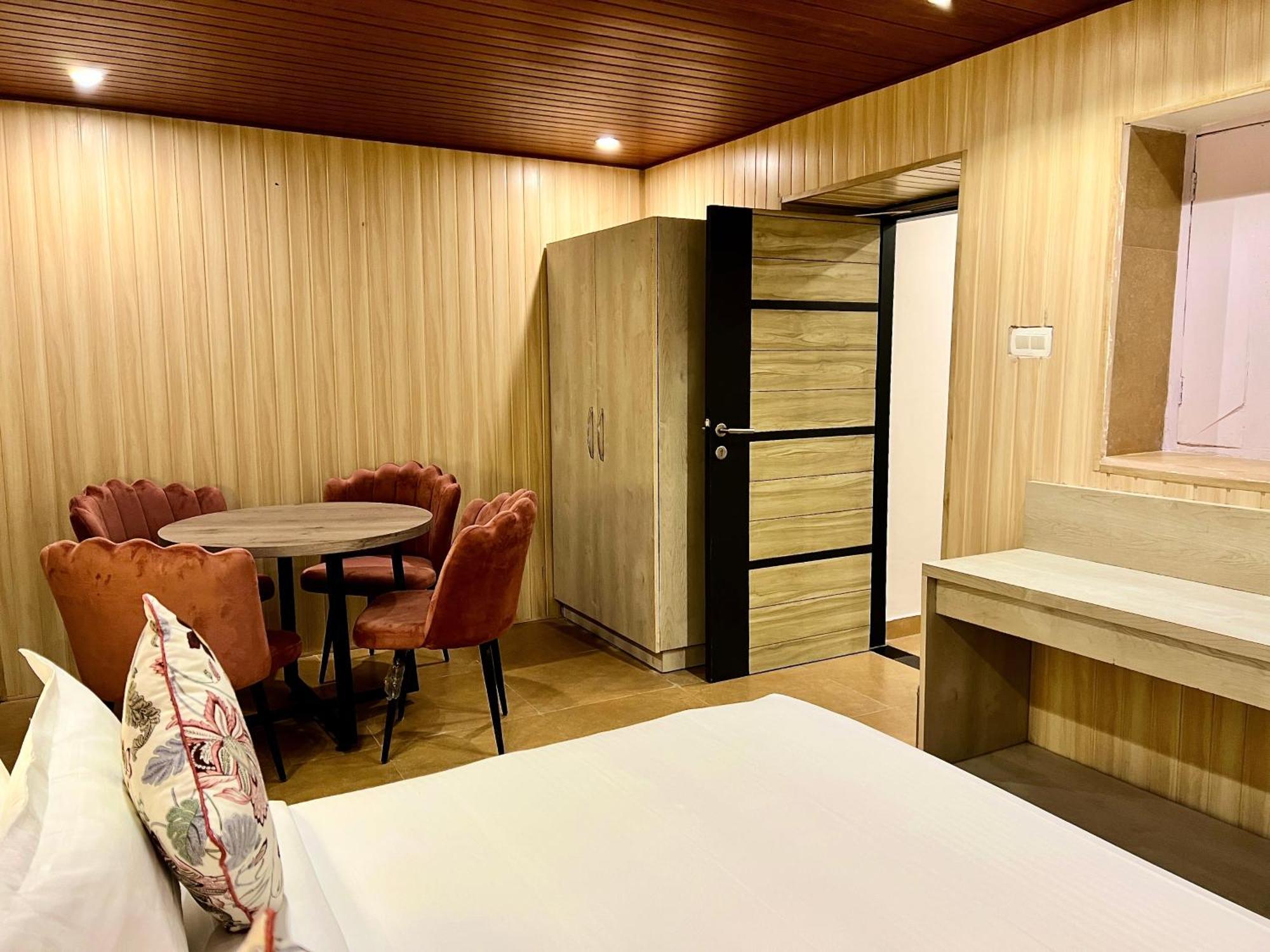 Hotel Pride Inn - 800 Mts From Mall Road Mussoorie Bagian luar foto
