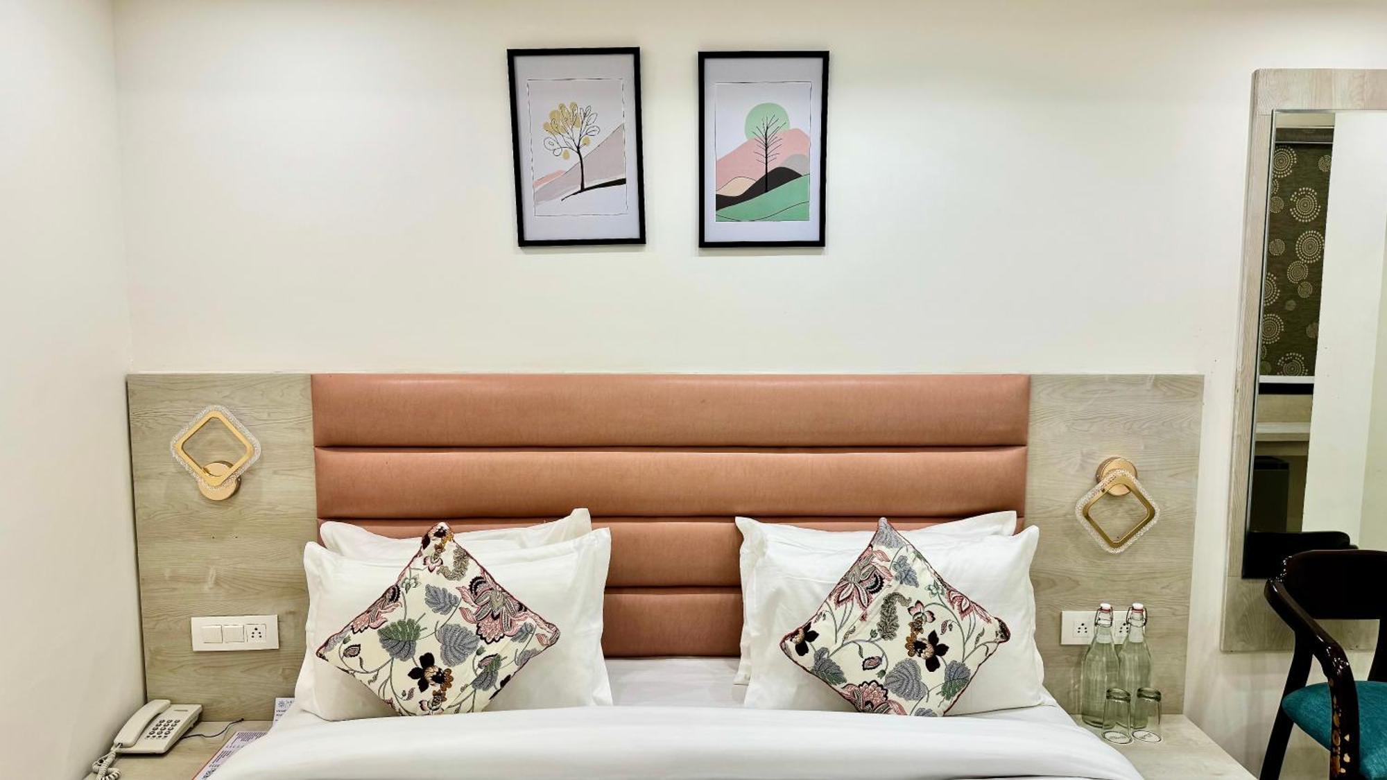 Hotel Pride Inn - 800 Mts From Mall Road Mussoorie Bagian luar foto