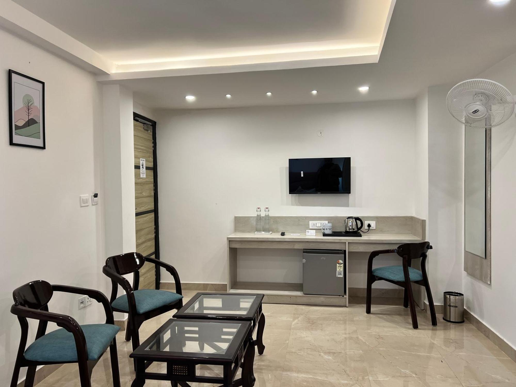Hotel Pride Inn - 800 Mts From Mall Road Mussoorie Bagian luar foto