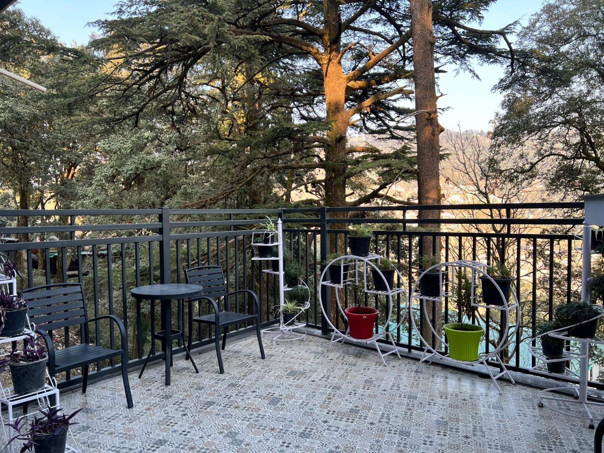 Hotel Pride Inn - 800 Mts From Mall Road Mussoorie Bagian luar foto