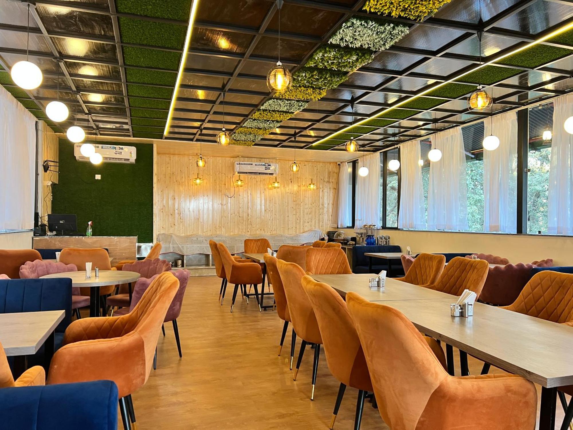 Hotel Pride Inn - 800 Mts From Mall Road Mussoorie Bagian luar foto