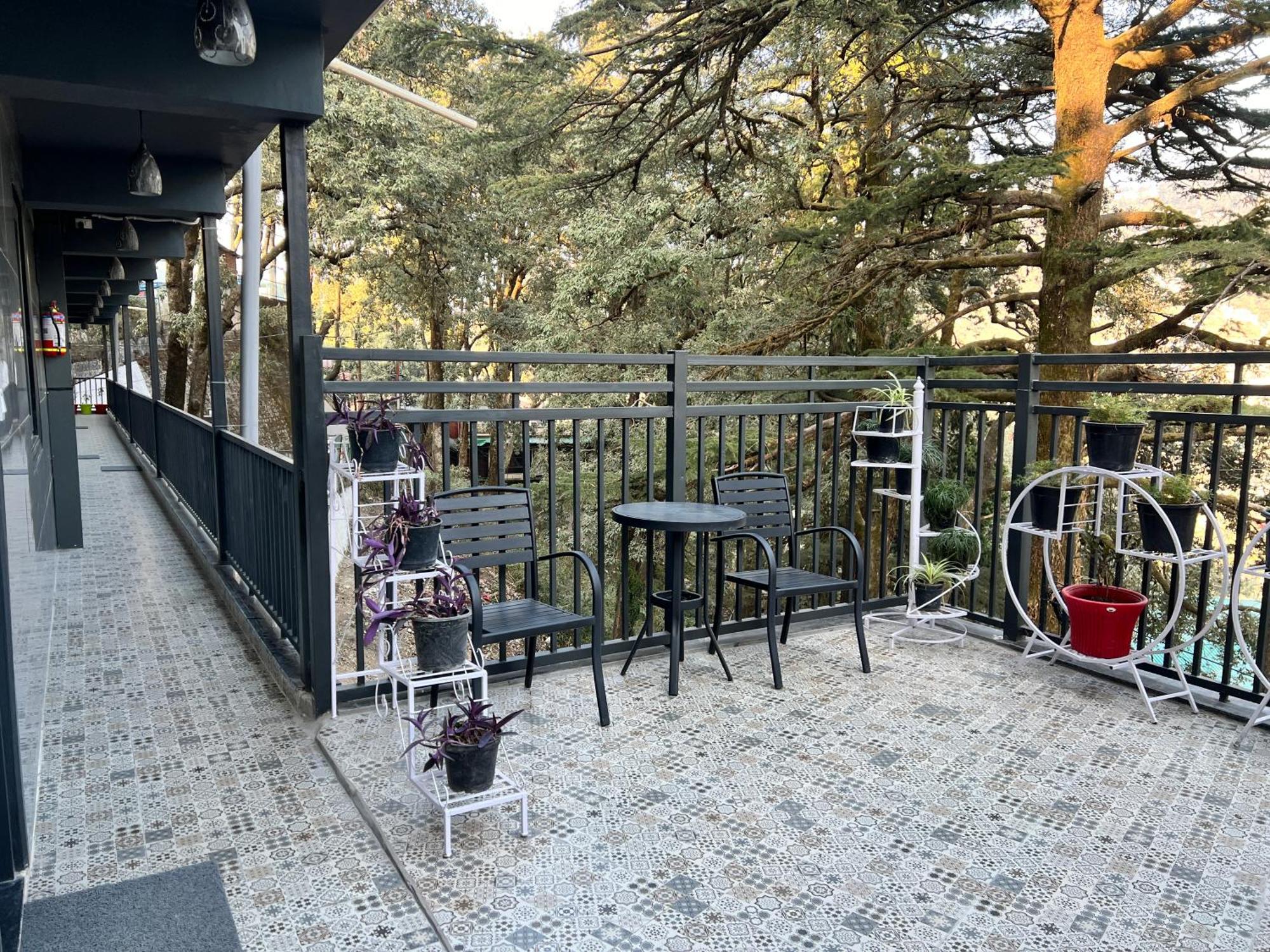Hotel Pride Inn - 800 Mts From Mall Road Mussoorie Bagian luar foto